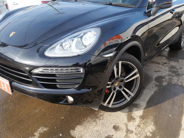 カイエン 純正ナビTVフルセグ Bカメラ パワーバックドア サンルーフ キセノン 本革シート シートヒーター クルーズコントロール サイドカメラ 純正21AW フロアーマット リヤスポ ETC アイドリングS(51枚目)