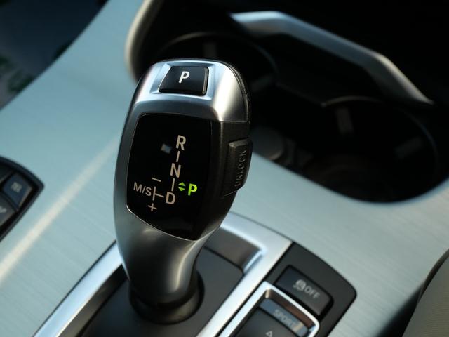 X3 xDrive 20d Mスポーツ 純正HDDナビフルセグ Bluetooth 全周囲モニター インテリジェントセーフティ 衝突軽減B 車線逸脱警告 キセノン パワーバックドア 19インチアルミ スマートキー ハーフ革シート ETC(13枚目)