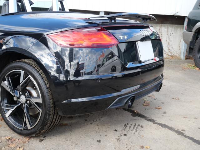 ＴＴロードスター ２．０ＴＦＳＩクワトロ　アシスタンスＰＫＧ　１２．３インチＭＭＩナビＴＶ　バーチャルコックピット　オプション黒革スポーツシート　電動オープン　リヤビューカメラ　ＬＥＤヘッドライト　クルーズコントロール　クリアランスソナー（52枚目）