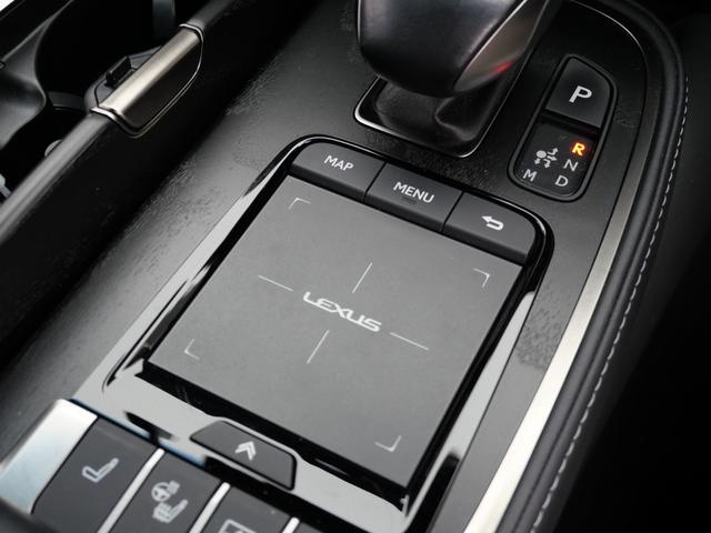 ＬＳ ＬＳ５００ｈ　Ｉパッケージ　法人１オーナ　純正ナビ　パノラミックビュー　寒冷地　デジタルインナーＭ　ＬＥＤヘッドライト　ヘッドアップＤ　レクサスチームメイト　セーフティシステムプラス　パワートランクリッド　純正リモートスタート（13枚目）