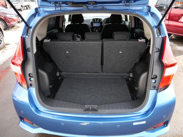 ノート X FOUR スマートセーフティエディション 社外フルセグナビ Bluetooth アラウンドビューモニター エマージェンシーブレーキ デジタルインナーミラー エンジンスターター インテリキー 車線逸脱警報 ETC プッシュスタート フロアマット(26枚目)