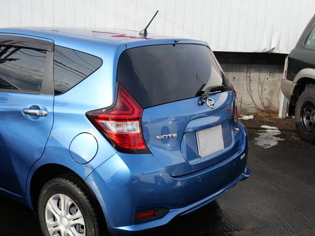 ノート X FOUR スマートセーフティエディション 社外フルセグナビ Bluetooth アラウンドビューモニター エマージェンシーブレーキ デジタルインナーミラー エンジンスターター インテリキー 車線逸脱警報 ETC プッシュスタート フロアマット(51枚目)