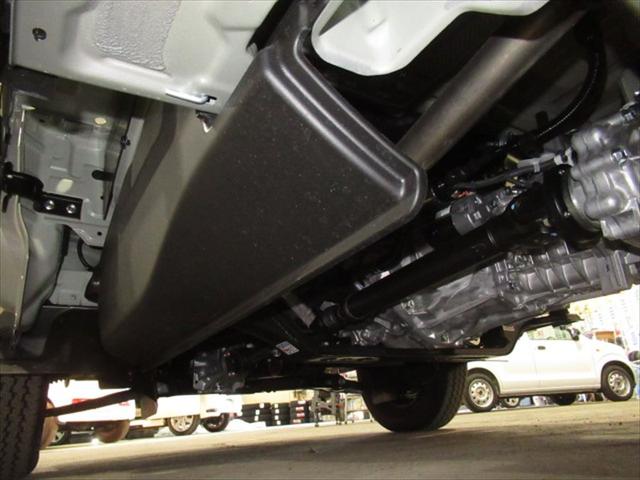 キャリイトラック ＫＣエアコン・パワステ　スズキセーフティサポート・届出済未使用車・衝突軽減ブレーキ・誤発進抑制装置・横滑り防止装置・キーレス・アイドリングストップ・ＡＢＳ・　Ｗエアバック・エアコン・パワステ・パワーウィンドウ・禁煙車・４ＷＤ（27枚目）