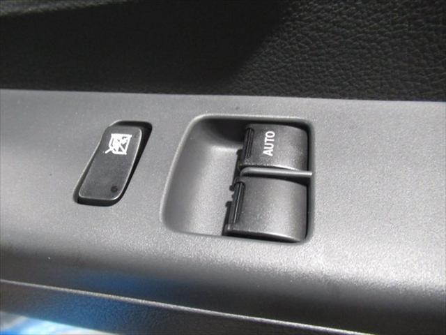 クリッパートラック ＤＸ　セーフティパッケージ　フルセグＴＶナビ・届出済未使用車・Ｂｌｕｅｔｏｏｔｈ・衝突軽減ブレーキ・誤発進抑制装置・横滑り防止装置・キーレス・アイドリングストップ・ＡＢＳ・社外アルミホイール・禁煙車・４ＷＤ（16枚目）