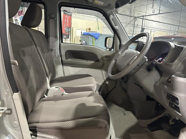 エブリイ ジョインターボ　バックアイカメラディスプレイオーディオ・届出済未使用車・シートヒーター・ミラーヒーター・ＬＥＤライト・プッシュスタート・衝突軽減ブレーキ・誤発進抑制装置・横滑り防止装置・ＡＢＳ・禁煙車・４ＷＤ（15枚目）