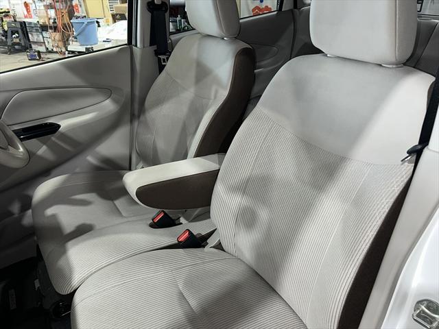 デイズ Ｓ　フルセグＴＶナビ・Ｂｌｕｅｔｏｏｔｈ・ドライブレコーダー・シートヒーター・ミラーヒーター・アイドリングストップ・キーレス・衝突軽減ブレーキ・誤発進抑制装置・横滑り防止装置・禁煙車・４ＷＤ（10枚目）