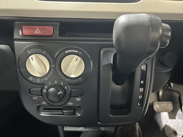 アルト L CD再生・シートヒーター・キーレス・横滑り防止装置・ABS・Wエアバック・エアコン・パワステ・パワーウィンドウ・4WD(16枚目)