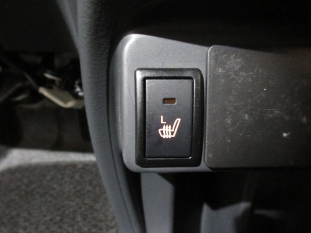 ワゴンR FX シートヒーター・ミラーヒーター・社外アルミホイール・CD再生・アイドリングストップ・キーレス・ABS・Wエアバック・エアコン・パワステ・パワーウィンドウ・禁煙車・4WD(19枚目)