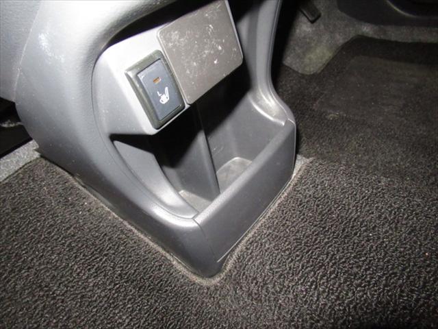 ワゴンR FX シートヒーター・ミラーヒーター・社外アルミホイール・CD再生・アイドリングストップ・キーレス・ABS・Wエアバック・エアコン・パワステ・パワーウィンドウ・禁煙車・4WD(25枚目)