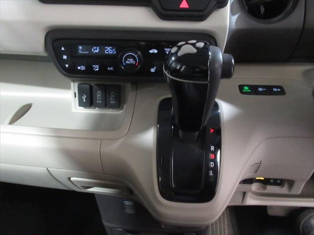 N-BOX G・Lホンダセンシング ドライブレコーダー・エンジンスターター・ETC・シートミラーヒーター・アイドリングストップ・LEDライト・片側パワースライドドア・衝突軽減ブレーキ・誤発進抑制装置・横滑り防止装置・禁煙車・4WD(22枚目)