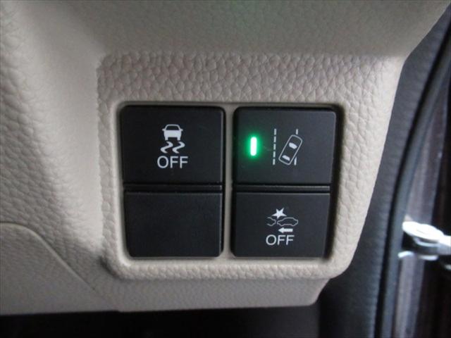 N-BOX G・Lホンダセンシング ドライブレコーダー・エンジンスターター・ETC・シートミラーヒーター・アイドリングストップ・LEDライト・片側パワースライドドア・衝突軽減ブレーキ・誤発進抑制装置・横滑り防止装置・禁煙車・4WD(24枚目)