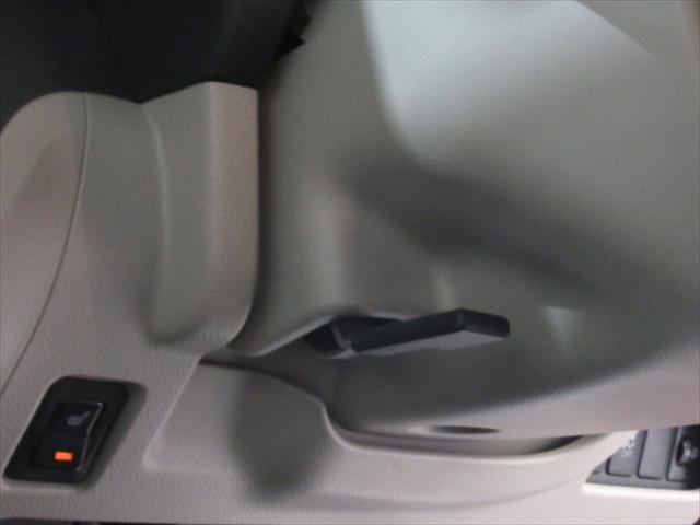 デイズルークス Ｘ　エマージェンシーブレーキ・片側パワスラドア・全周囲カメラ・バックカメラ・社外アルミホイール・誤発進抑制装置・横滑り防止装置・禁煙車・サイドエアバック・ＡＢＳ・シートミラーヒーター・４ＷＤ（27枚目）