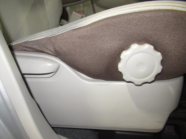 デイズルークス Ｓ　ディスプレイオーディオ・ドラレコ・バックカメラ・衝突軽減ブレーキ・誤発進抑制装置・横滑り防止装置・シートミラーヒーター・ＥＴＣ・社外アルミホイール・サイドエアバック・禁煙車・両側スライドドア・４ＷＤ（22枚目）