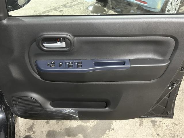 アルト ハイブリッドＸ　全方位モニター用カメラパッケージ純正ナビＴＶ・衝突軽減Ｂ・ＥＴＣ・シートミラーヒーター・ドラレコ・ＬＥＤライト・プッシュスタート・純正アルミホイール・誤発進抑制装置・横滑り防止装置・禁煙車・４ＷＤ（24枚目）