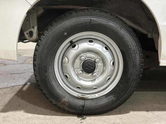 エブリイ ＰＣ　セーフティーサポート装着車・フルセグＴＶナビ・Ｂｌｕｅｔｏｏｔｈ・ＤＶＤ再生・キーレス・ミラーヒーター・衝突軽減ブレーキ・誤発進抑制装置・横滑り防止装置・ＡＢＳ・Ｗエアバック・禁煙車・４ＷＤ（10枚目）