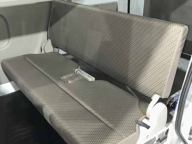 エブリイ ＰＣ　セーフティーサポート装着車・フルセグＴＶナビ・Ｂｌｕｅｔｏｏｔｈ・ＤＶＤ再生・キーレス・ミラーヒーター・衝突軽減ブレーキ・誤発進抑制装置・横滑り防止装置・ＡＢＳ・Ｗエアバック・禁煙車・４ＷＤ（16枚目）