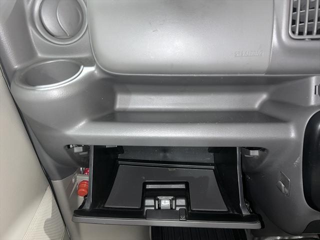 エブリイ ＰＣ　セーフティーサポート装着車・フルセグＴＶナビ・Ｂｌｕｅｔｏｏｔｈ・ＤＶＤ再生・キーレス・ミラーヒーター・衝突軽減ブレーキ・誤発進抑制装置・横滑り防止装置・ＡＢＳ・Ｗエアバック・禁煙車・４ＷＤ（33枚目）