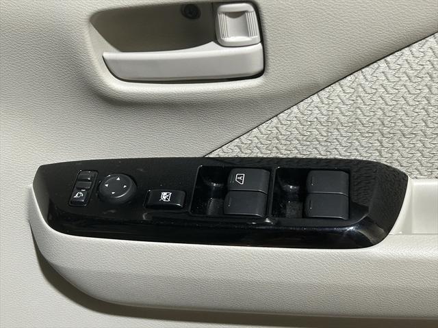 デイズ Ｘ　アラウンドビューモニター・衝突軽減ブレーキ・誤発進抑制装置・横滑り防止装置・シートヒーター・ミラーヒーター・バックカメラ・純正アルミホイール・サイドエアバック・カーテンエアバック・禁煙車・ＡＢＳ４ＷＤ（20枚目）