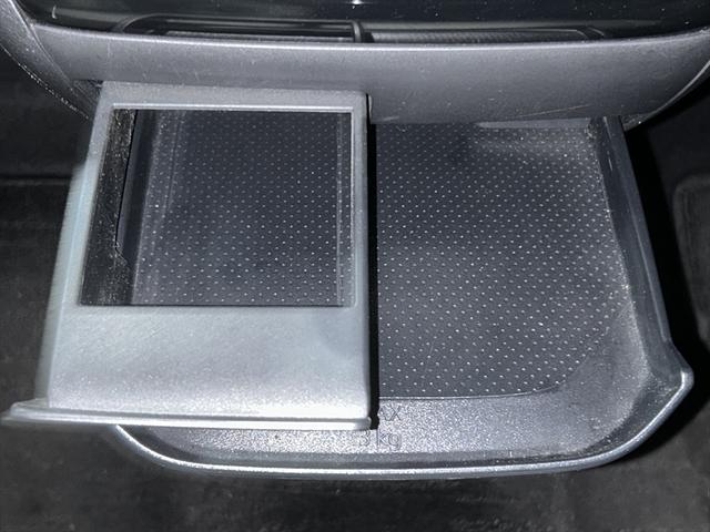 デイズ Ｘ　アラウンドビューモニター・衝突軽減ブレーキ・誤発進抑制装置・横滑り防止装置・シートヒーター・ミラーヒーター・バックカメラ・純正アルミホイール・サイドエアバック・カーテンエアバック・禁煙車・ＡＢＳ４ＷＤ（37枚目）