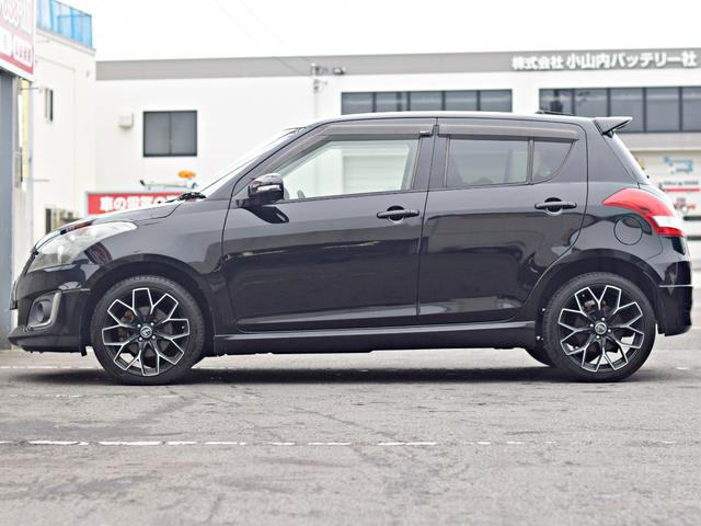 スイフト RS-DJE ナビTV 前席シートヒーター クルーズコントロール ETC スマートキー 4WD バックカメラ 横滑り防止装置 ワンオーナー ABS 盗難防止システム アルミホイール(11枚目)