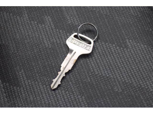 キャリイトラック KC パートタイム4WD(25枚目)