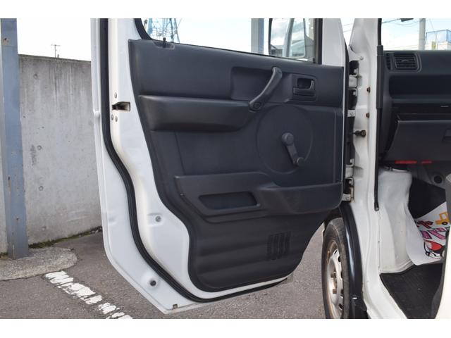 キャリイトラック KC パートタイム4WD(27枚目)