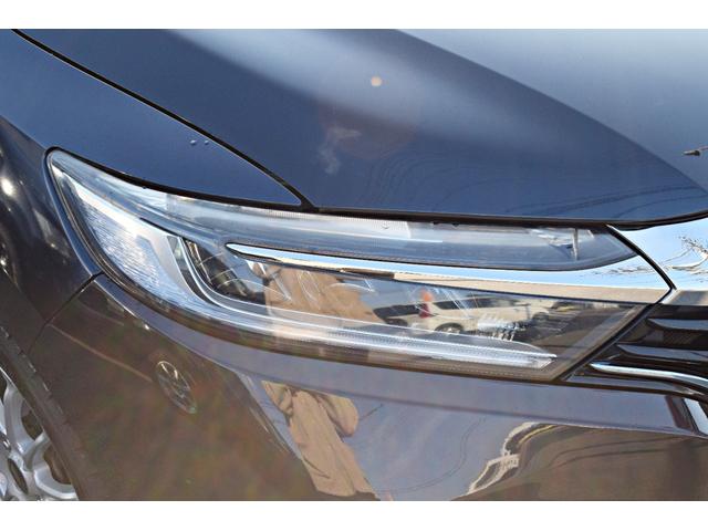 シャトル ハイブリッドＺ　サイドエアバッグ　スマキー　メモリーナビ　キーレスエントリー　ドラレコ　ＬＥＤライト　エアコン　エアバッグ　シートヒーター　アイドリングストップ　アルミホイール　横滑り防止装置　ルーフレール　ナビ（13枚目）