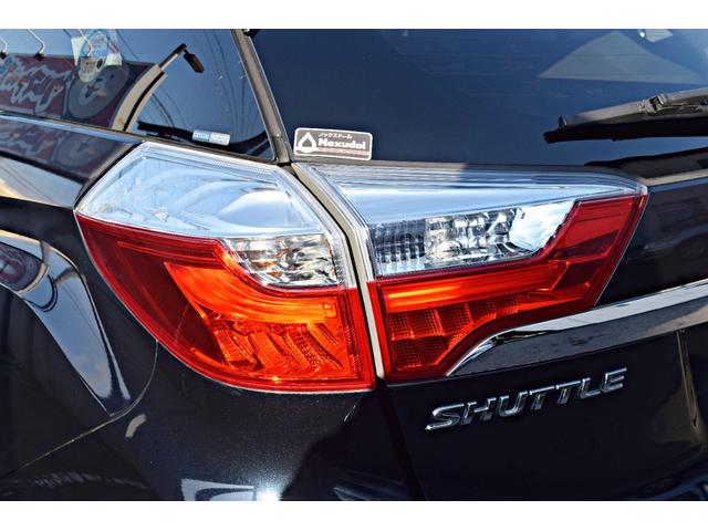 シャトル ハイブリッドＺ　サイドエアバッグ　スマキー　メモリーナビ　キーレスエントリー　ドラレコ　ＬＥＤライト　エアコン　エアバッグ　シートヒーター　アイドリングストップ　アルミホイール　横滑り防止装置　ルーフレール　ナビ（16枚目）