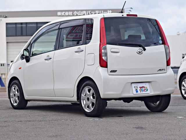 ムーヴ Ｌ　ＳＡ　パワーウィンドウ　エアコン　パワーステアリング　Ｗエアバッグ　寒冷地仕様　キーレスリモコン　横滑り防止装置　４ＷＤ　アイドリングストップ　エアバッグ　ベンチシート　ＡＢＳ　誤発進抑制（9枚目）