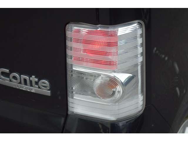 ムーヴコンテ カスタム　Ｘ　Ｗエアバック　スマートキー　ＡＢＳ　ベンチシート　オートエアコン　４ＷＤ　パワーステアリング　パワーウィンドウ　キーフリー　運転席エアバッグ　イモビライザー（17枚目）