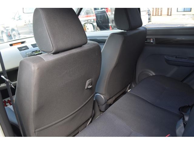 スイフト １．３ＸＧ　パワステ　盗難防止装置　運転席エアバッグ　４ＷＤ　スマートキー　ＡＢＳ　パワーウィンドウ　エアコン付き　キーレスキー　前席シートヒーター　Ｗエアバック（27枚目）