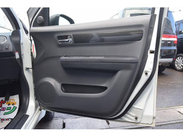 スイフト １．３ＸＧ　パワステ　盗難防止装置　運転席エアバッグ　４ＷＤ　スマートキー　ＡＢＳ　パワーウィンドウ　エアコン付き　キーレスキー　前席シートヒーター　Ｗエアバック（36枚目）