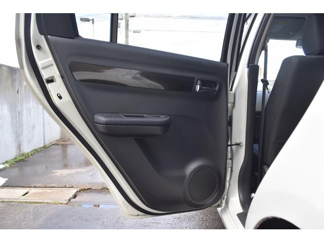 スイフト １．３ＸＧ　パワステ　盗難防止装置　運転席エアバッグ　４ＷＤ　スマートキー　ＡＢＳ　パワーウィンドウ　エアコン付き　キーレスキー　前席シートヒーター　Ｗエアバック（37枚目）