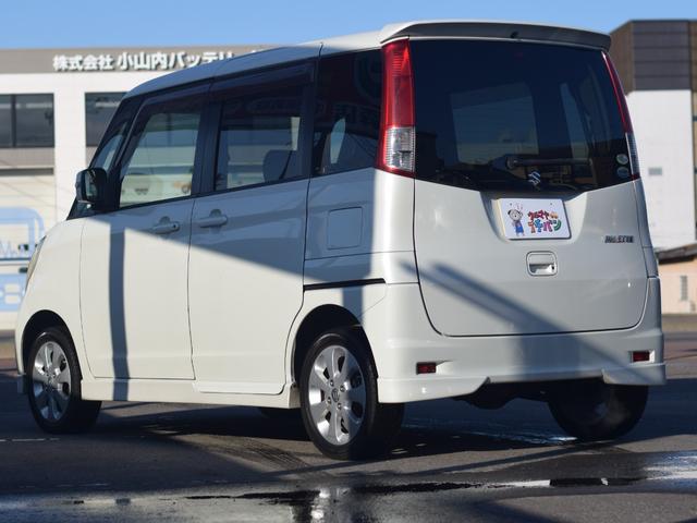 パレット Ｔ　運転席助手席エアバック　セキュリティーアラーム　パワーステアリング　フルフラットシート　フルオートエアコン　アルミホイール　ベンチＳ　パワーウィンドウ　キーレス　４ＷＤ　運転席エアバッグ　サイドエアＢ（6枚目）