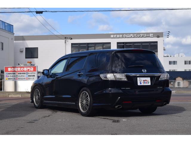 オデッセイ アブソルート　オートクルーズ　アルミ付　地デジＴＶ　キーレスエントリー　ナビＴＶ　三列シート　ＤＶＤ再生　エアコン　パワーウィンドウ　４ＷＤ　ＨＤＤナビ　ＡＢＳ　盗難防止システム　エアバッグ　パワーステアリング（5枚目）