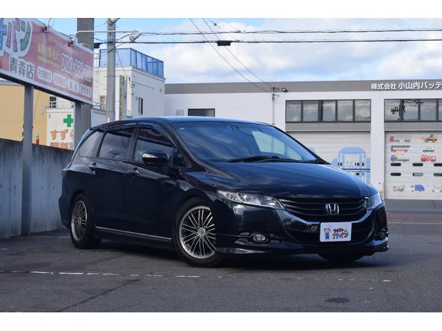 オデッセイ アブソルート　オートクルーズ　アルミ付　地デジＴＶ　キーレスエントリー　ナビＴＶ　三列シート　ＤＶＤ再生　エアコン　パワーウィンドウ　４ＷＤ　ＨＤＤナビ　ＡＢＳ　盗難防止システム　エアバッグ　パワーステアリング（9枚目）