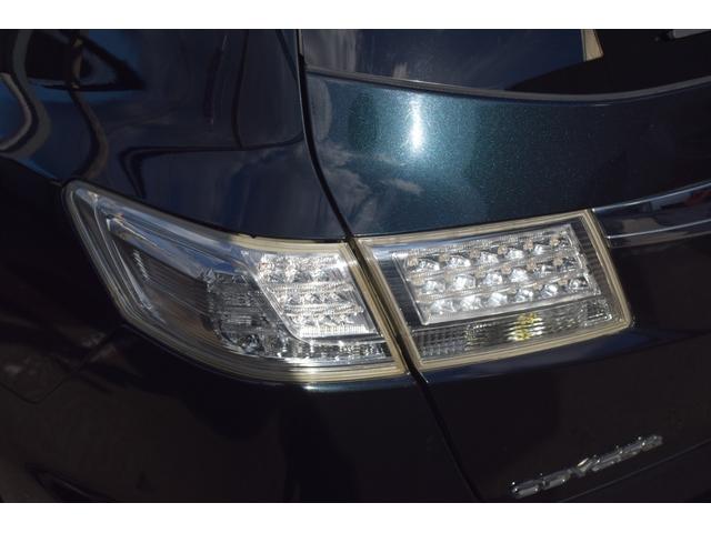 オデッセイ アブソルート　オートクルーズ　アルミ付　地デジＴＶ　キーレスエントリー　ナビＴＶ　三列シート　ＤＶＤ再生　エアコン　パワーウィンドウ　４ＷＤ　ＨＤＤナビ　ＡＢＳ　盗難防止システム　エアバッグ　パワーステアリング（12枚目）