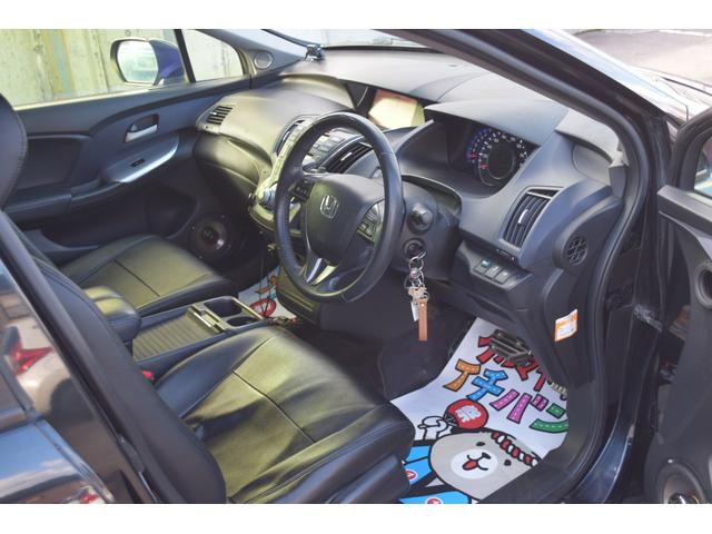 オデッセイ アブソルート　オートクルーズ　アルミ付　地デジＴＶ　キーレスエントリー　ナビＴＶ　三列シート　ＤＶＤ再生　エアコン　パワーウィンドウ　４ＷＤ　ＨＤＤナビ　ＡＢＳ　盗難防止システム　エアバッグ　パワーステアリング（18枚目）