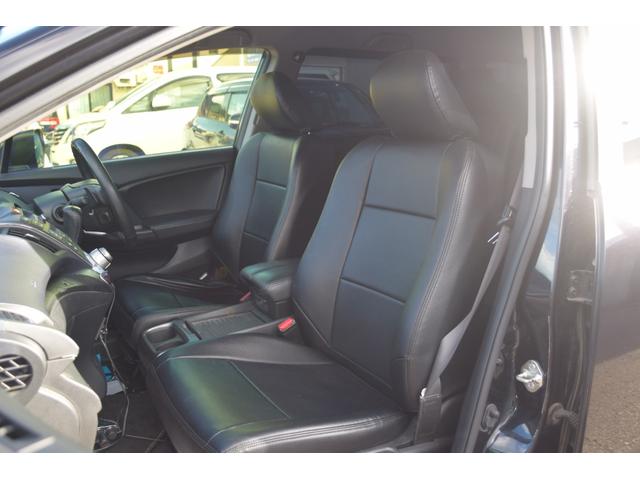 オデッセイ アブソルート　オートクルーズ　アルミ付　地デジＴＶ　キーレスエントリー　ナビＴＶ　三列シート　ＤＶＤ再生　エアコン　パワーウィンドウ　４ＷＤ　ＨＤＤナビ　ＡＢＳ　盗難防止システム　エアバッグ　パワーステアリング（21枚目）