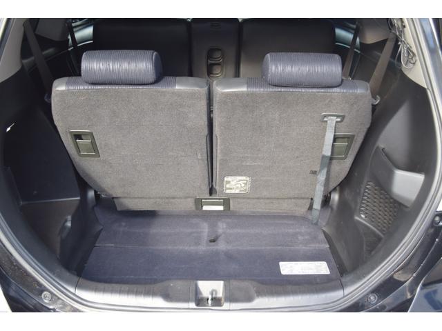 オデッセイ アブソルート　オートクルーズ　アルミ付　地デジＴＶ　キーレスエントリー　ナビＴＶ　三列シート　ＤＶＤ再生　エアコン　パワーウィンドウ　４ＷＤ　ＨＤＤナビ　ＡＢＳ　盗難防止システム　エアバッグ　パワーステアリング（27枚目）