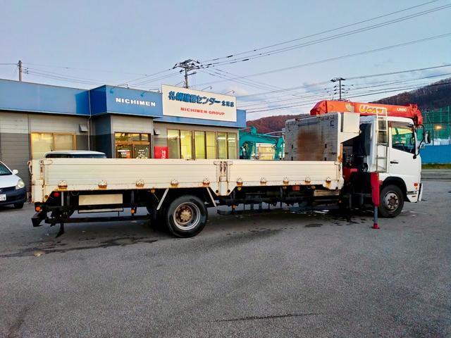 コンドル クレーン付き平ボデー 4段ブームクレーン付き平ボデーラジコン仕様ベッド付きキャビン(6枚目)