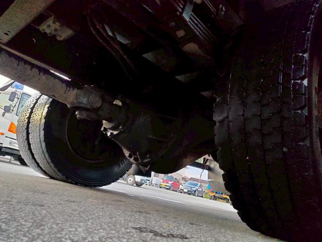 コンドル クレーン付き平ボデー 4段ブームクレーン付き平ボデーラジコン仕様ベッド付きキャビン(19枚目)