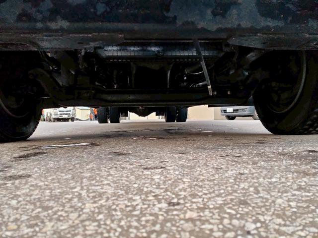 コンドル クレーン付き平ボデー 4段ブームクレーン付き平ボデーラジコン仕様ベッド付きキャビン(21枚目)