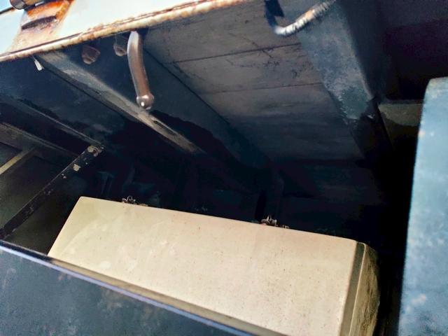 コンドル クレーン付き平ボデー 4段ブームクレーン付き平ボデーラジコン仕様ベッド付きキャビン(22枚目)