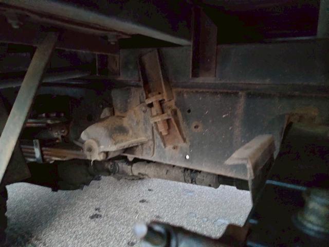 コンドル クレーン付き平ボデー 4段ブームクレーン付き平ボデーラジコン仕様ベッド付きキャビン(26枚目)