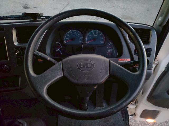 コンドル クレーン付き平ボデー 4段ブームクレーン付き平ボデーラジコン仕様ベッド付きキャビン(42枚目)