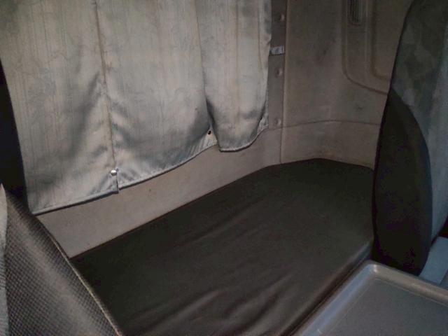 コンドル クレーン付き平ボデー 4段ブームクレーン付き平ボデーラジコン仕様ベッド付きキャビン(54枚目)