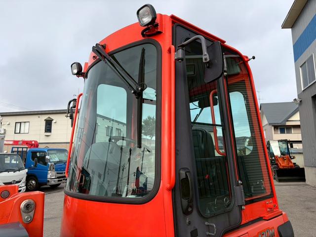 日本 ホイールローダーミニショベル小型特殊自動車(9枚目)