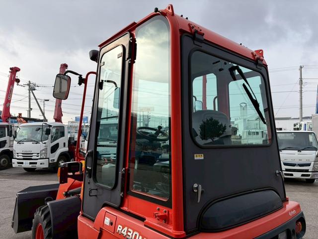 日本 ホイールローダーミニショベル小型特殊自動車(12枚目)