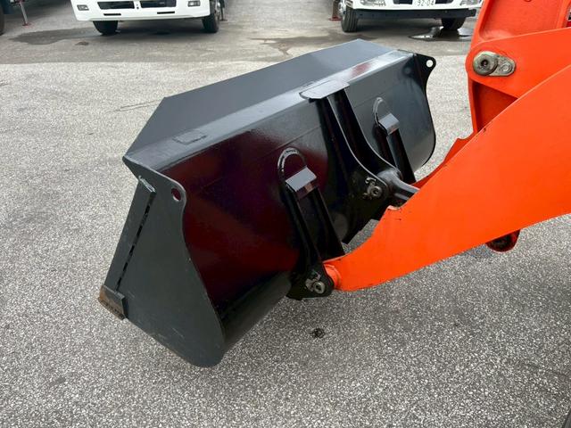 日本 ホイールローダーミニショベル小型特殊自動車(25枚目)